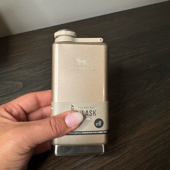 Stanley Metallic Flask 8 oz - Picture 5 of 5